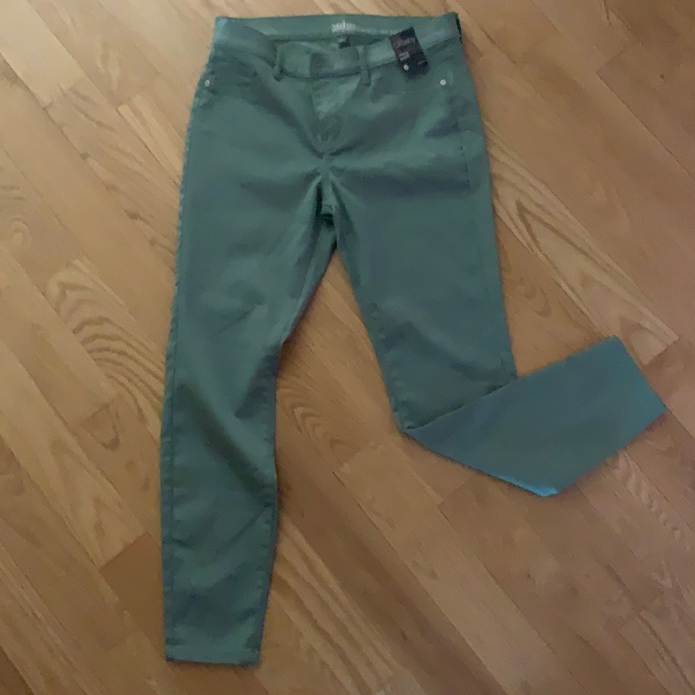 Slim Leg- Crosby Ankle Pants